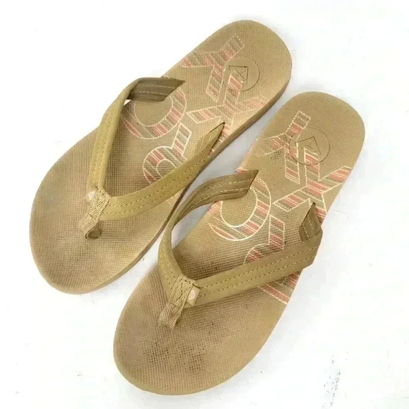 Roxy Sand Tan Flip Flop Sandals - 6 - Picture 1 of 9